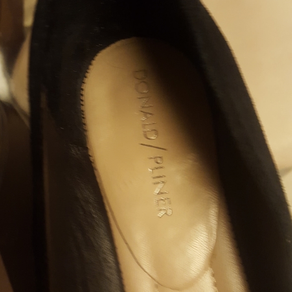 Donald pliner black suede and rabbit fur flats - Picture 2 of 5